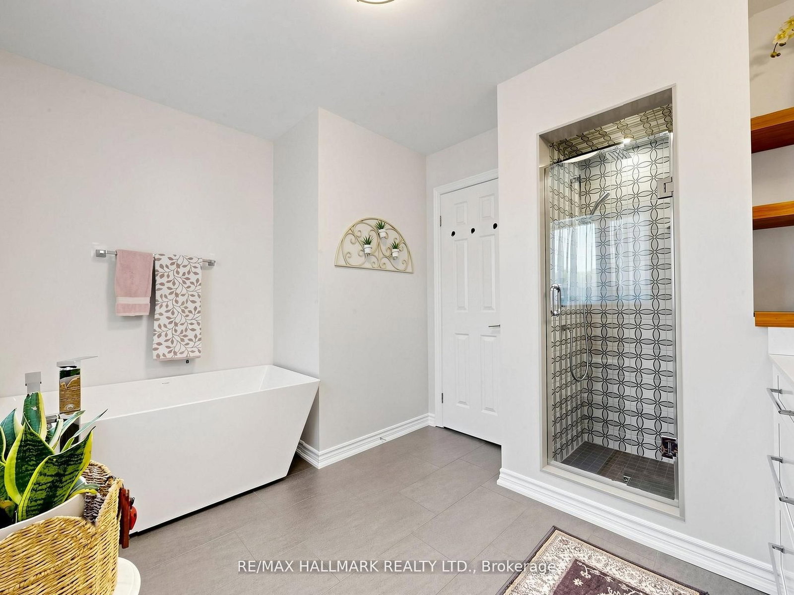 98 Arrowhead Drive • Vaughan, ON photo 33