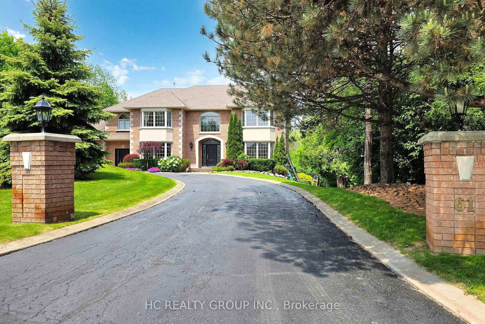 61 SHERRICK Drive • Whitchurch-Stouffville, ON photo 4