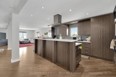 151 Richmond Street — photo 5