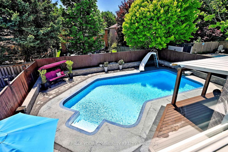 48 Haskell Crescent