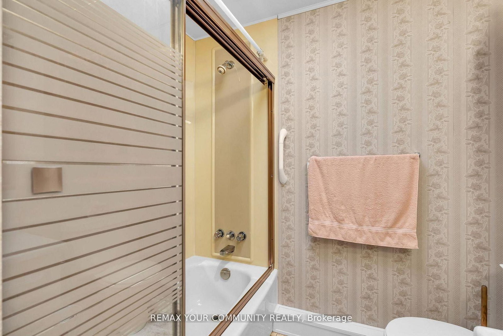22 Emery Court • Georgina, ON photo 43