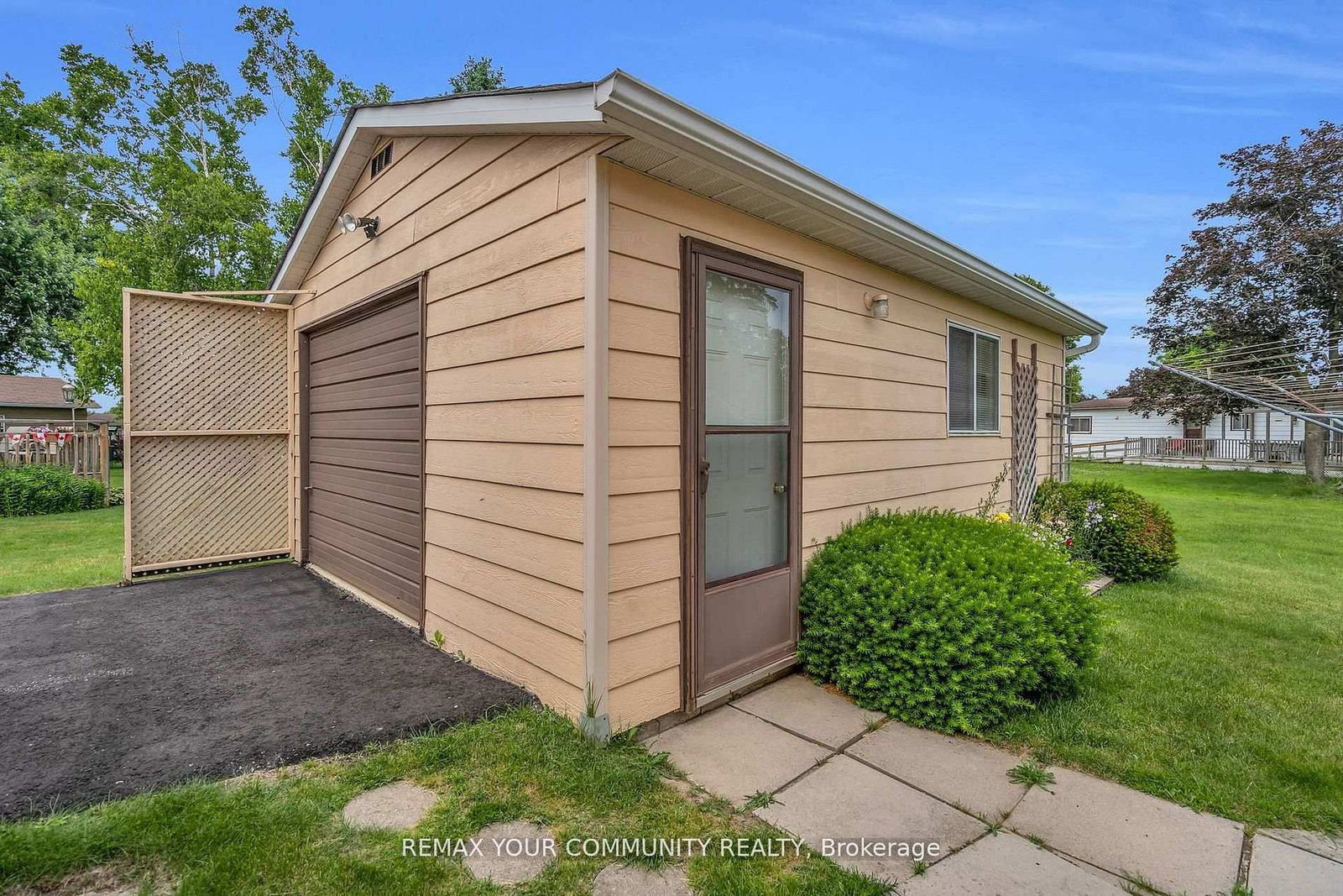22 Emery Court • Georgina, ON photo 6