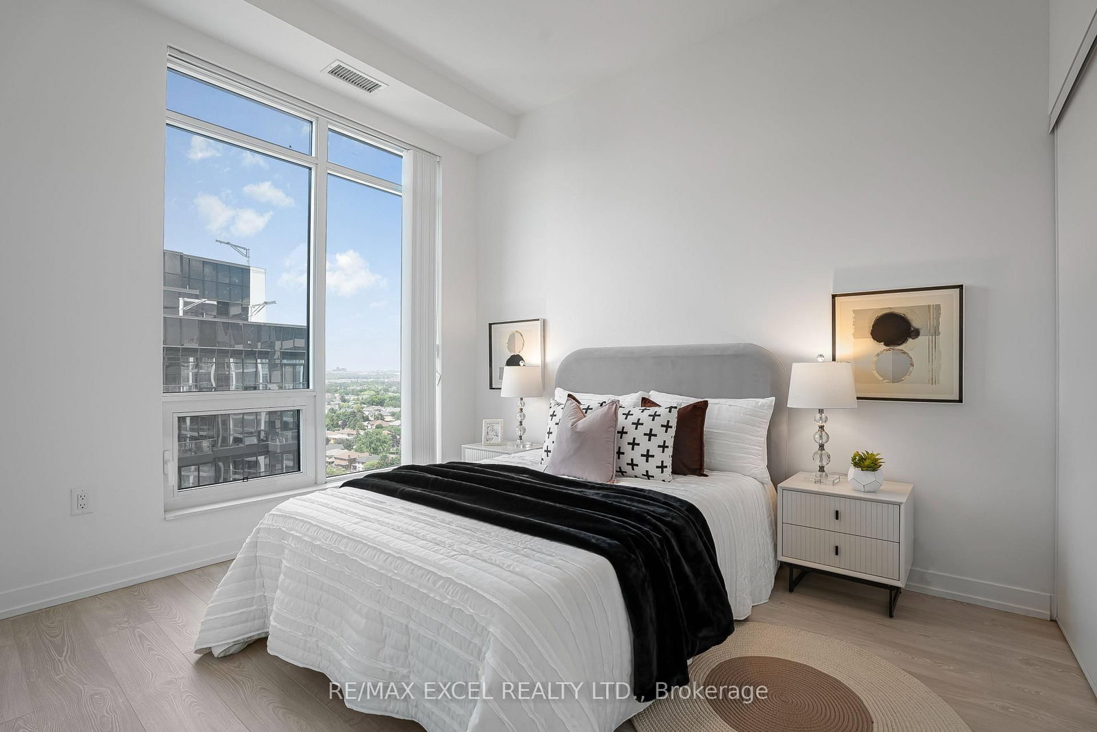 8868 Yonge Street • #1801 • Richmond Hill, ON photo 10