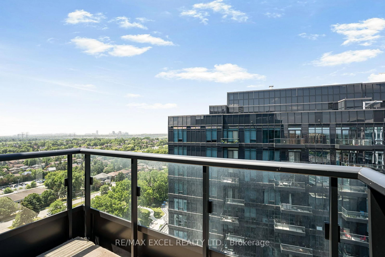 8868 Yonge Street • #1801 • Richmond Hill, ON photo 18