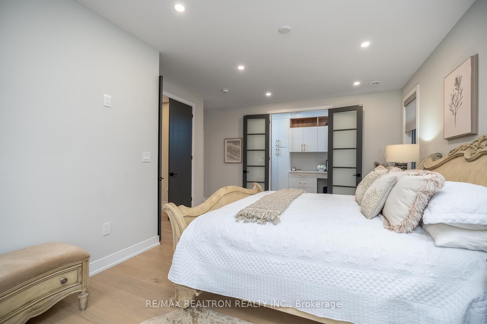 70 Collins Crescent • Aurora, ON photo 17