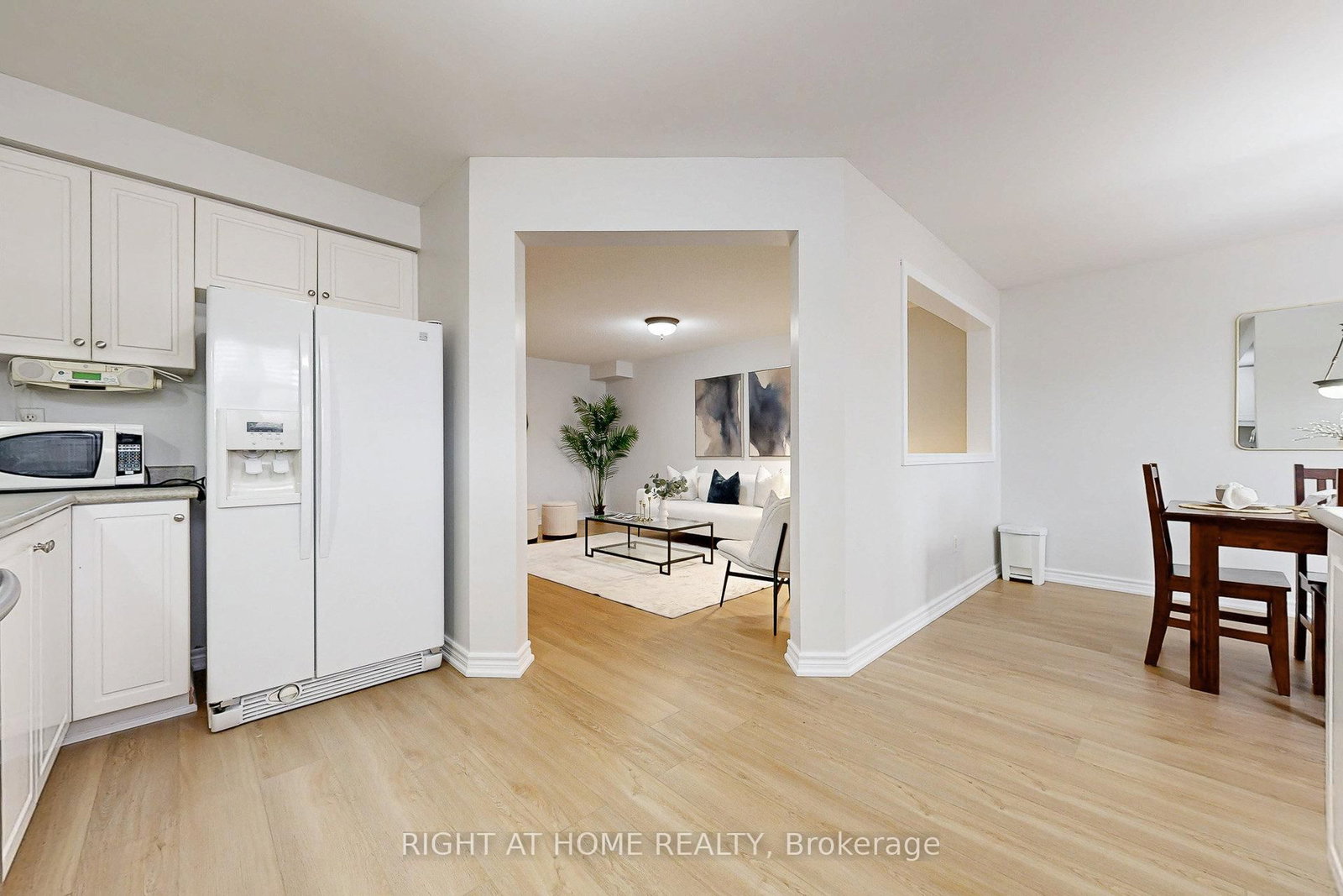 10 Pascoe Drive • Markham, ON photo 12