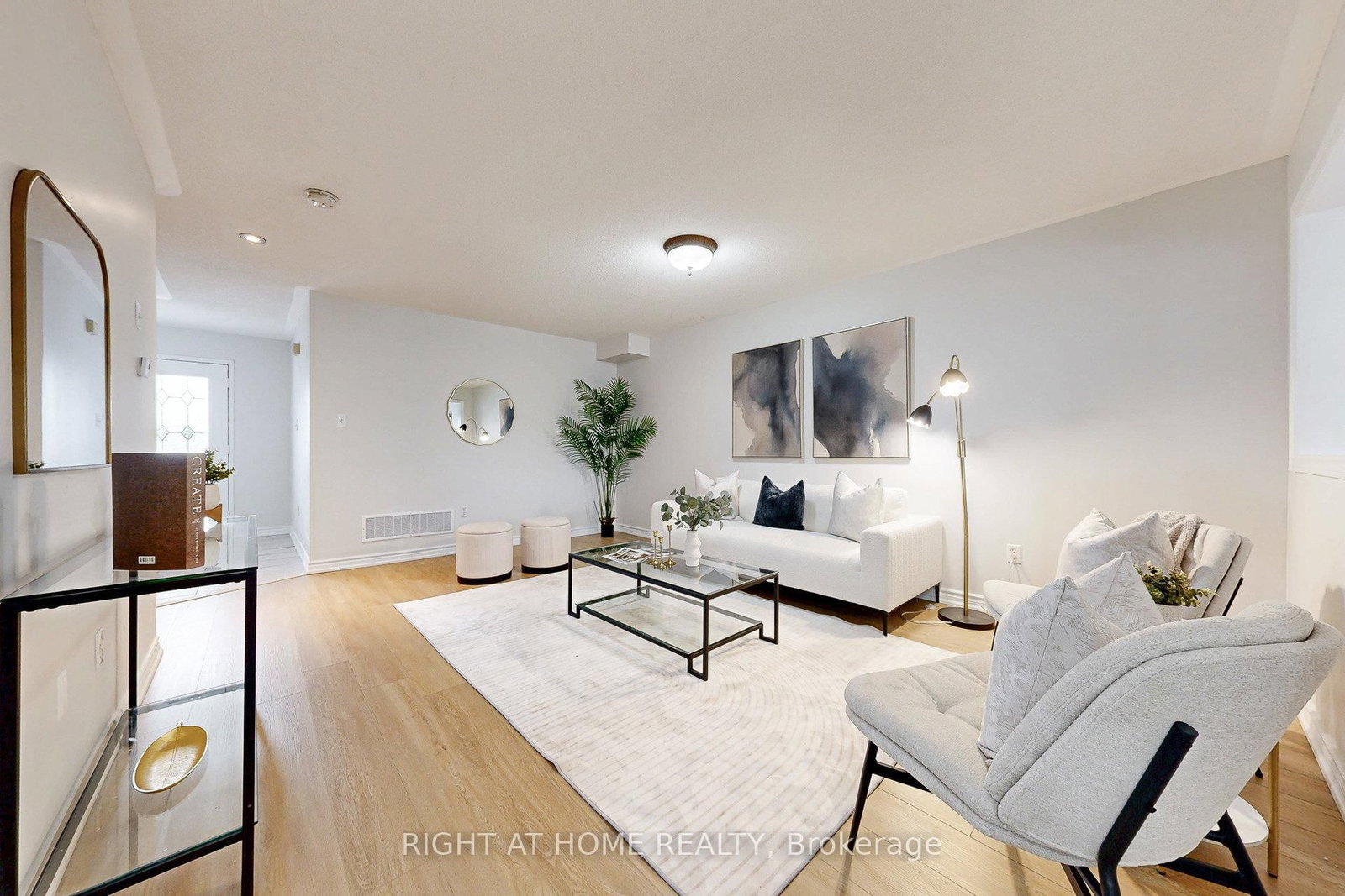 10 Pascoe Drive • Markham, ON photo 8