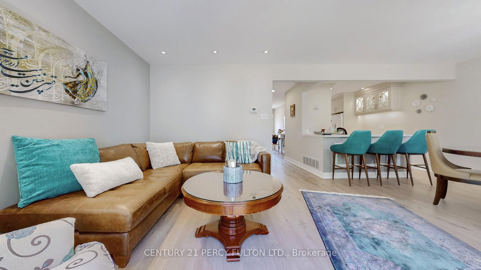 158 Holm Crescent • Markham, ON photo 6