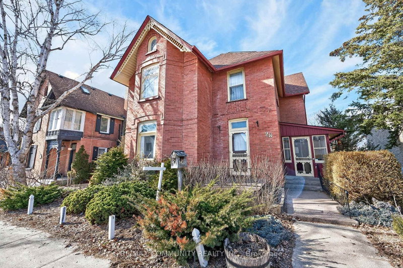 28 Queen St, Innisfil, Ontario
