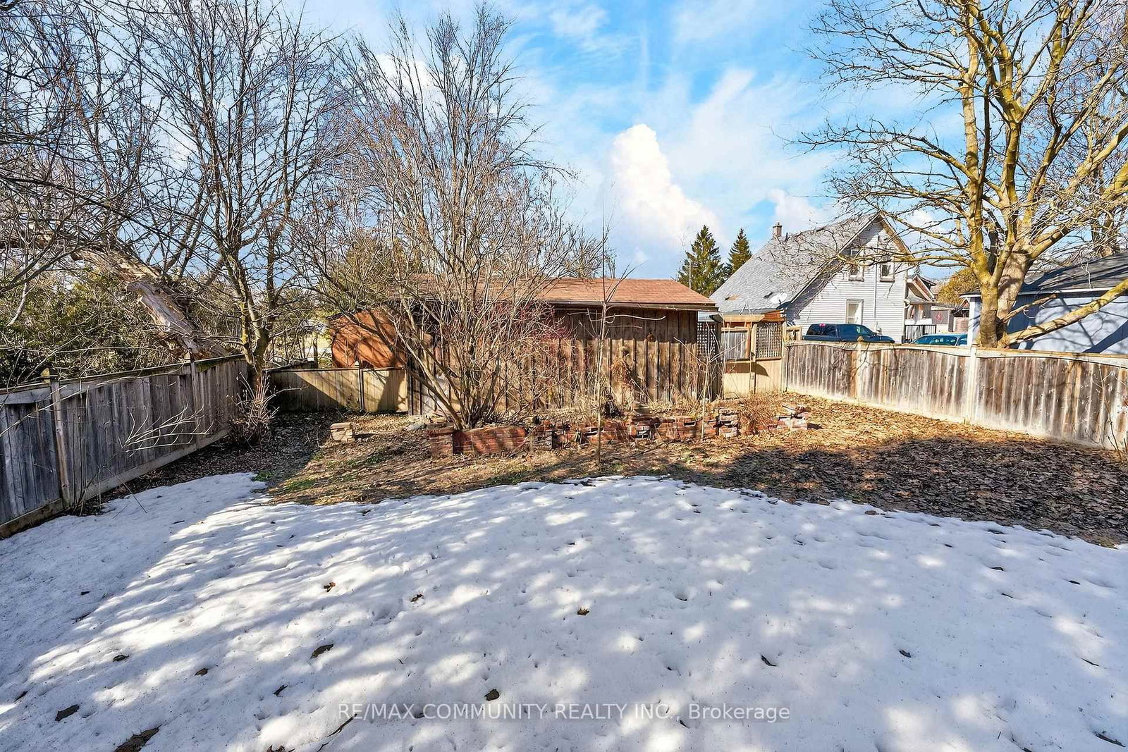 28 Queen Street • Innisfil, ON photo 30