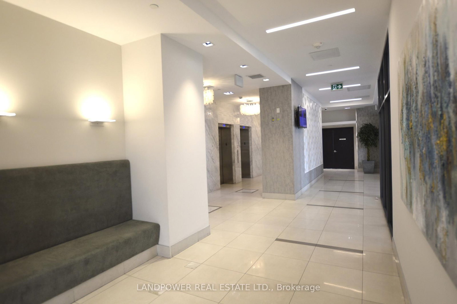 9618 Yonge Street • #220 • Richmond Hill, ON photo 6