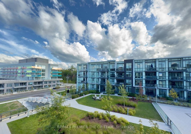 321 - 415 Sea Ray Avenue