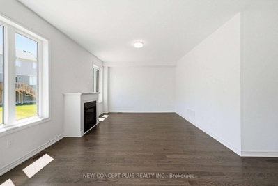 76 Bluebird Avenue • Adjala-Tosorontio, ON photo 4