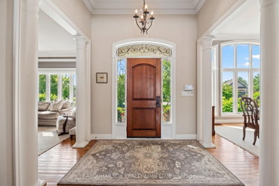 10 Earl Cook Drive • Whitchurch-Stouffville, ON photo 8