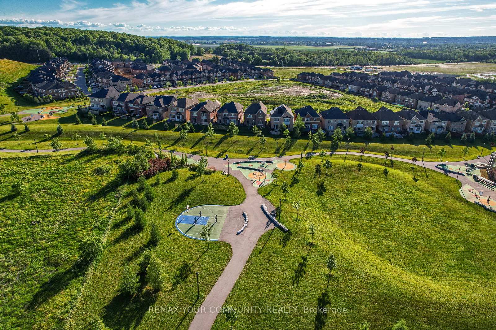 8 Snap Dragon Trail • East Gwillimbury, ON photo 43