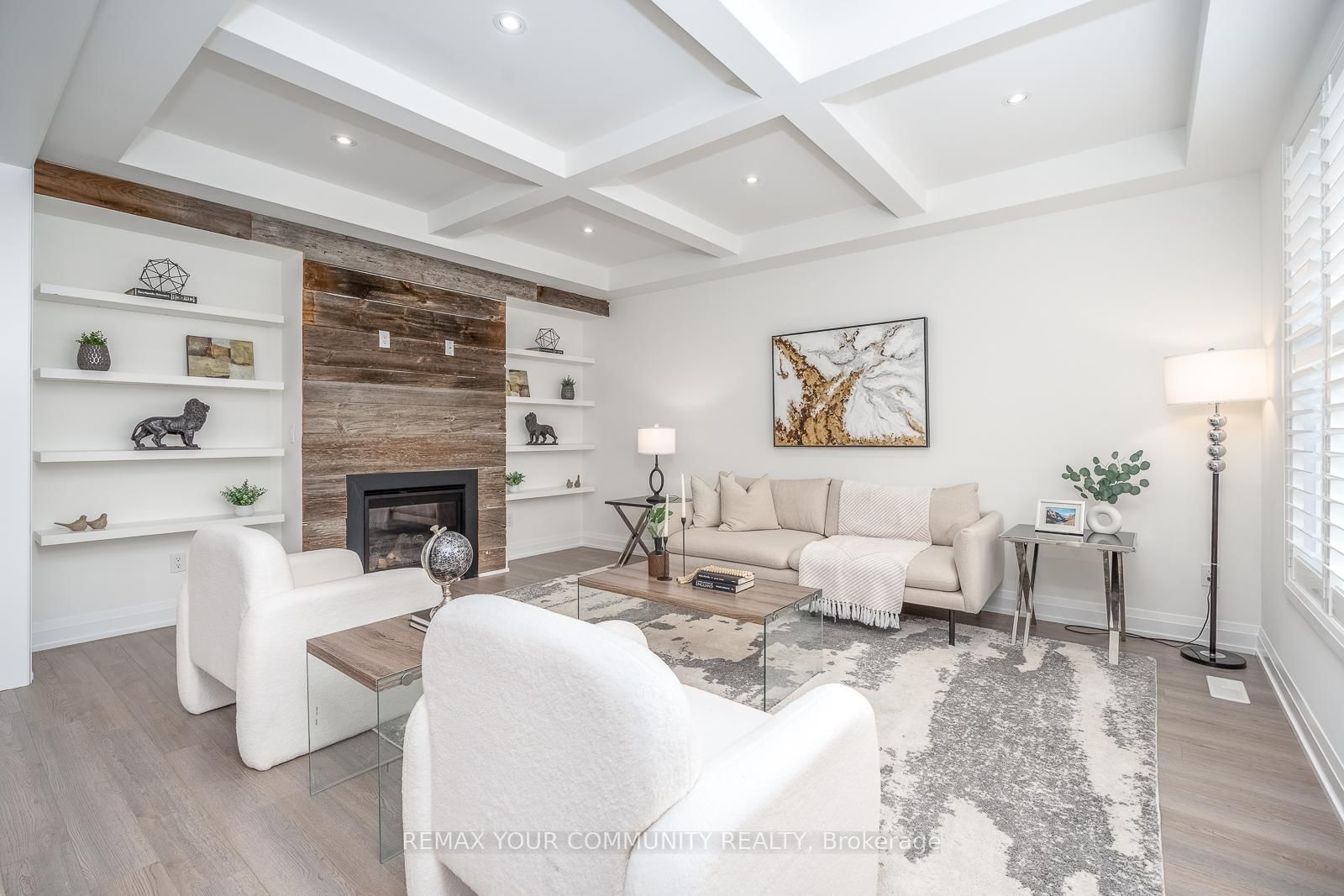 8 Snap Dragon Trail • East Gwillimbury, ON photo 9