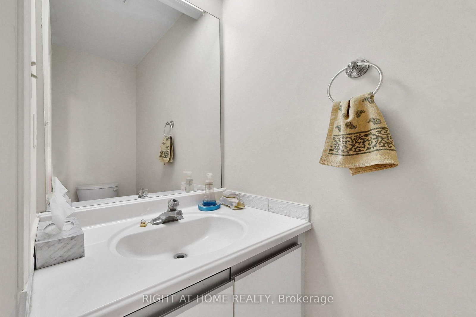 103 Heatherton Way • Vaughan, ON photo 8