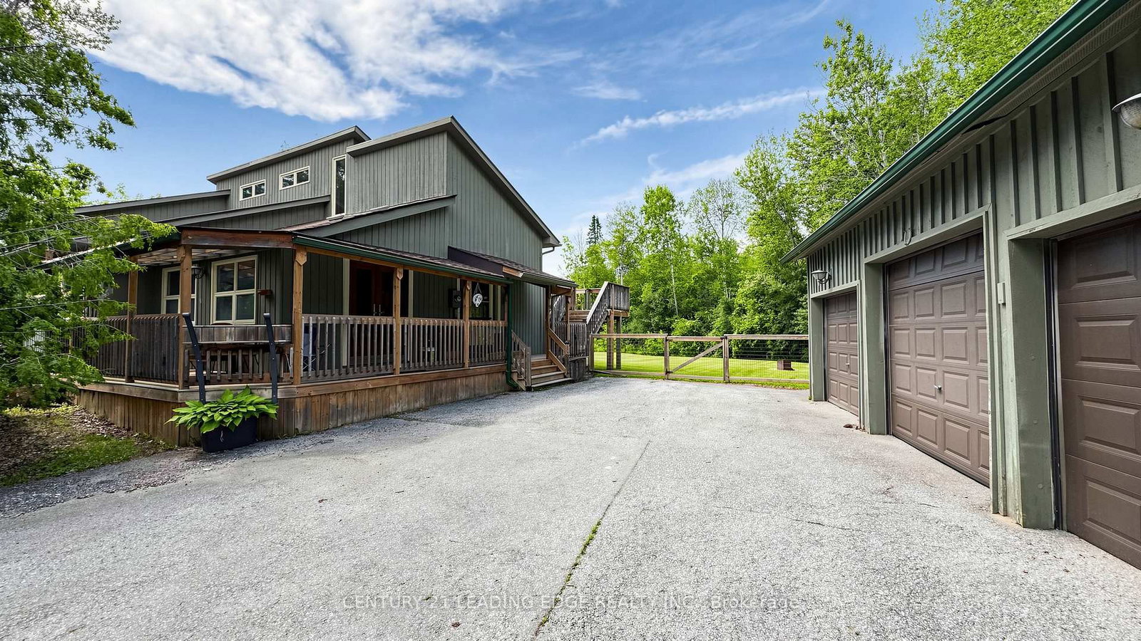 6466 Old Homestead Road • Georgina, ON photo 2