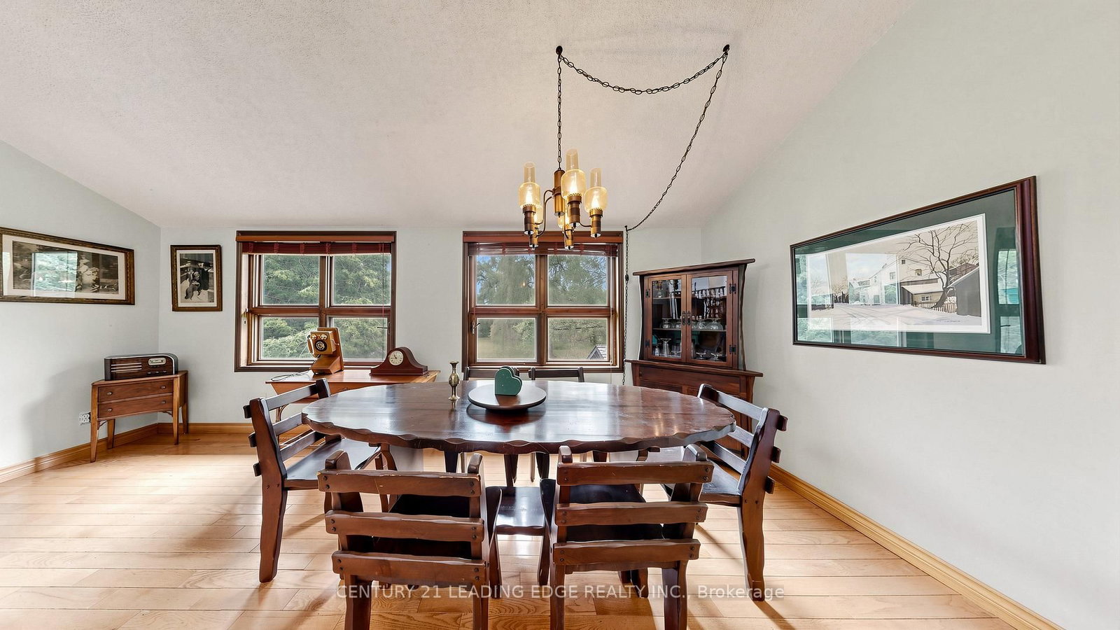 6466 Old Homestead Road • Georgina, ON photo 6
