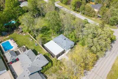 136 Oriole Drive — photo 3