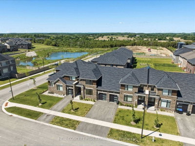 11 Bayberry Drive • Adjala-Tosorontio, ON photo 2
