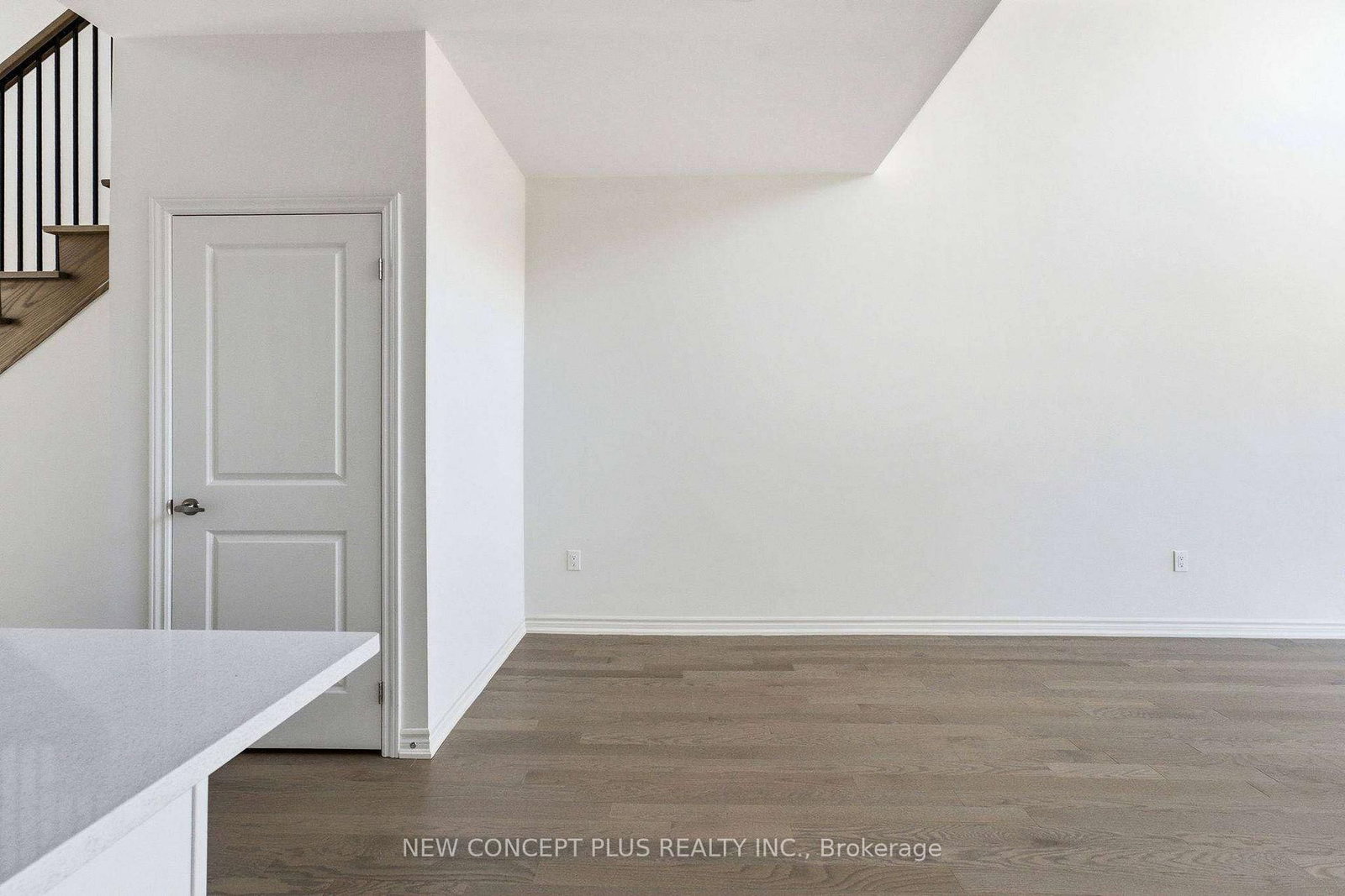 11 Bayberry Drive • Adjala-Tosorontio, ON photo 7