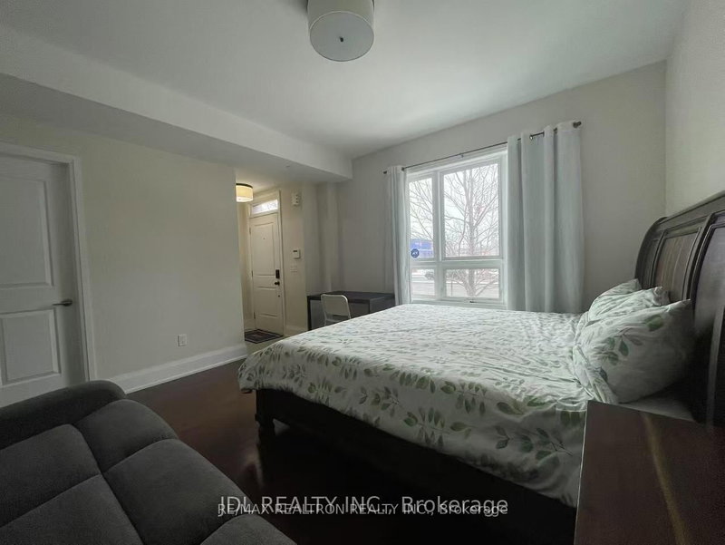 4016 Highway 7 St E photo 5