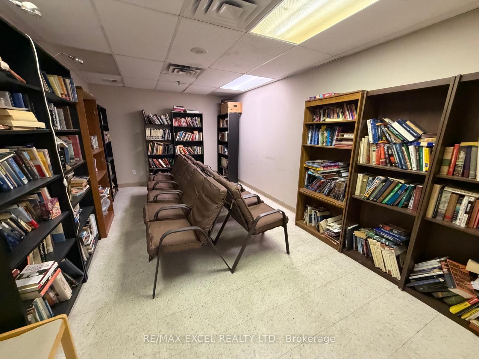 91 Townsgate Drive • #507 • Vaughan, ON photo 14