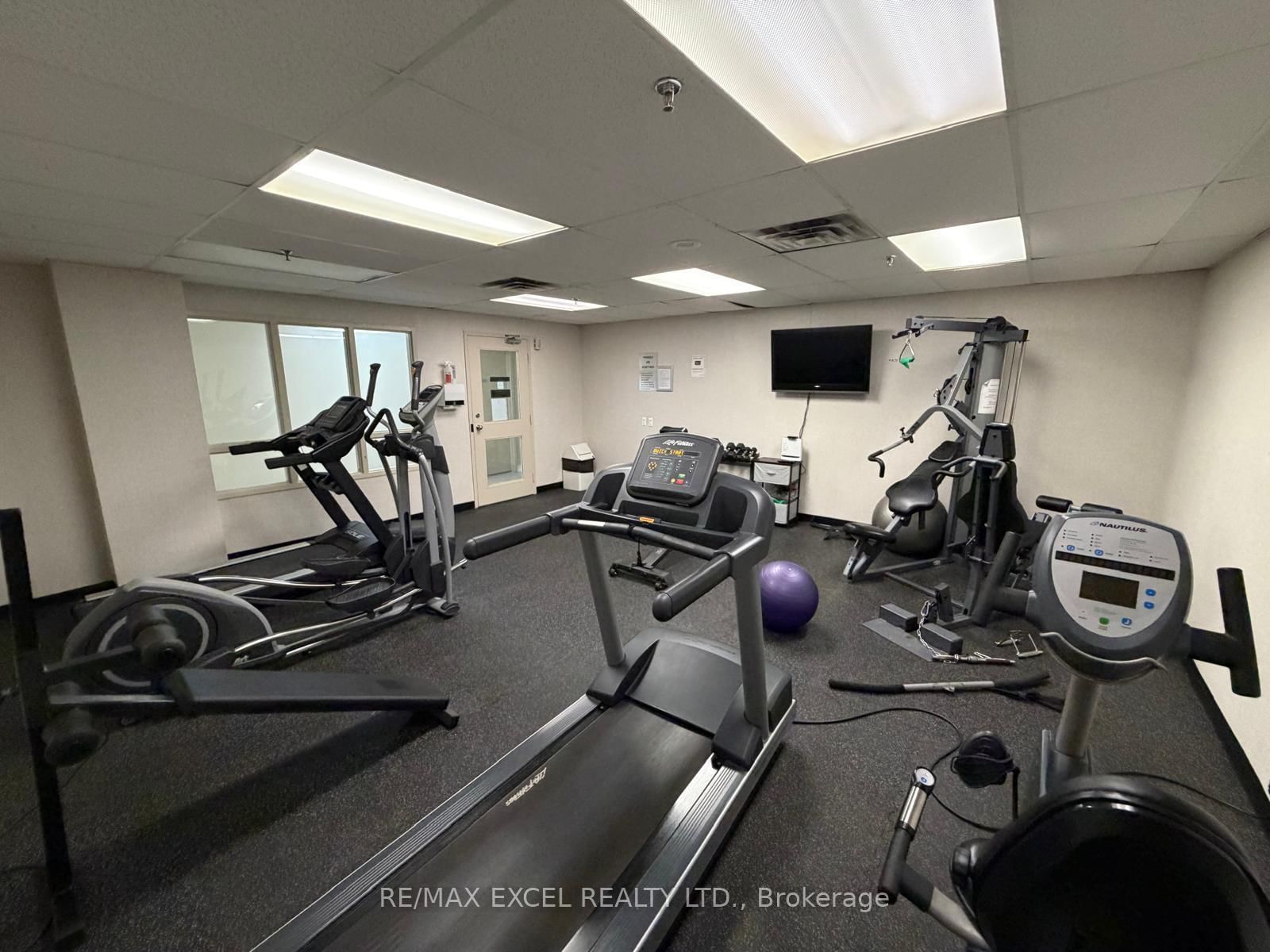 91 Townsgate Drive • #507 • Vaughan, ON photo 17