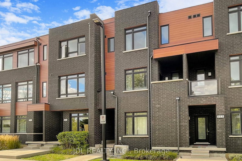 112 - 370 Red Maple Road