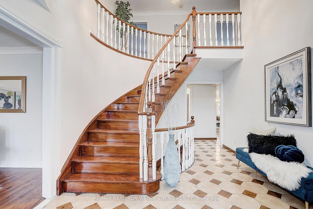 60 Birch Avenue