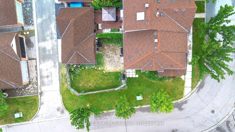 80 Irish Rose Drive