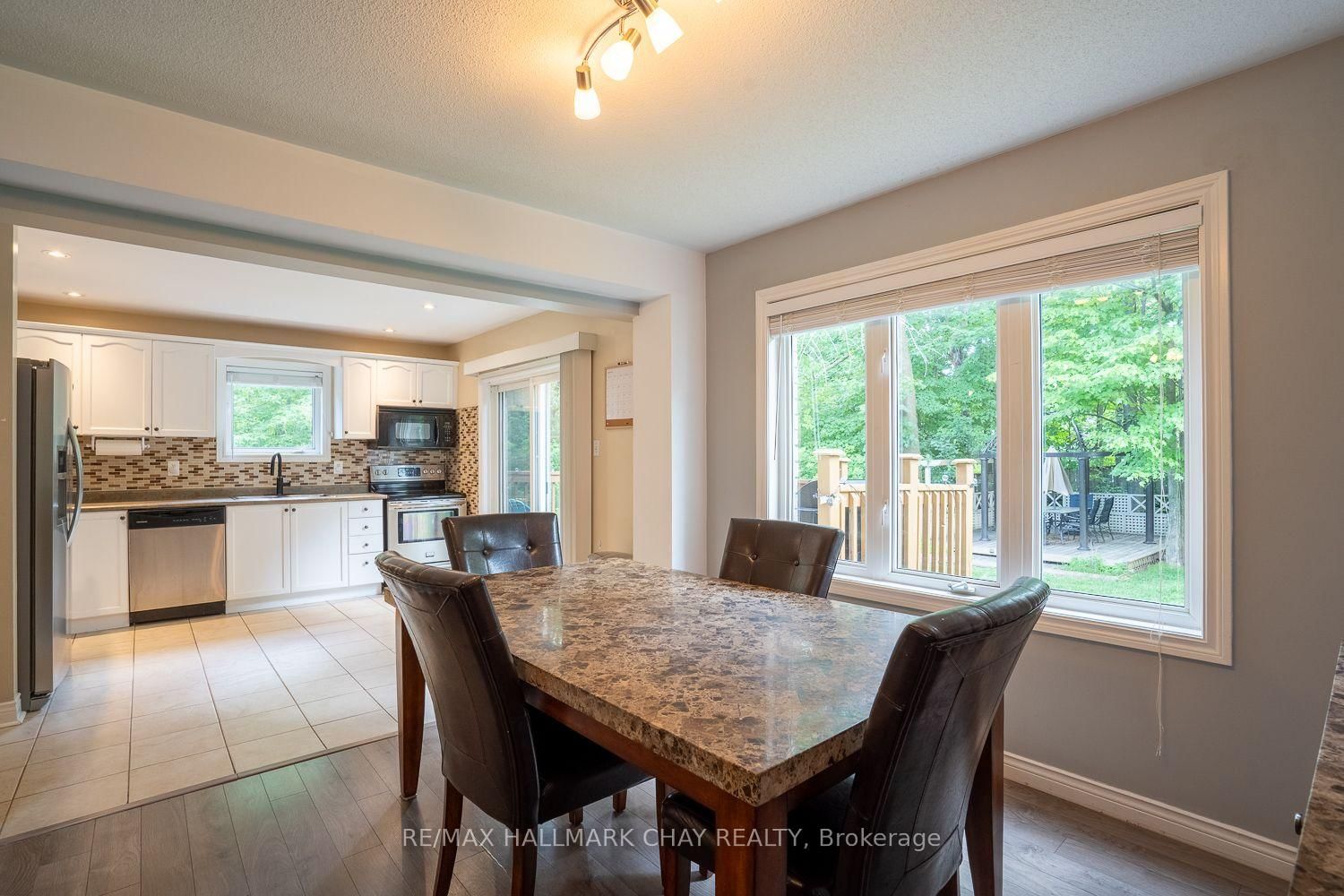 23 Burbank Circle • Adjala-Tosorontio, ON photo 15