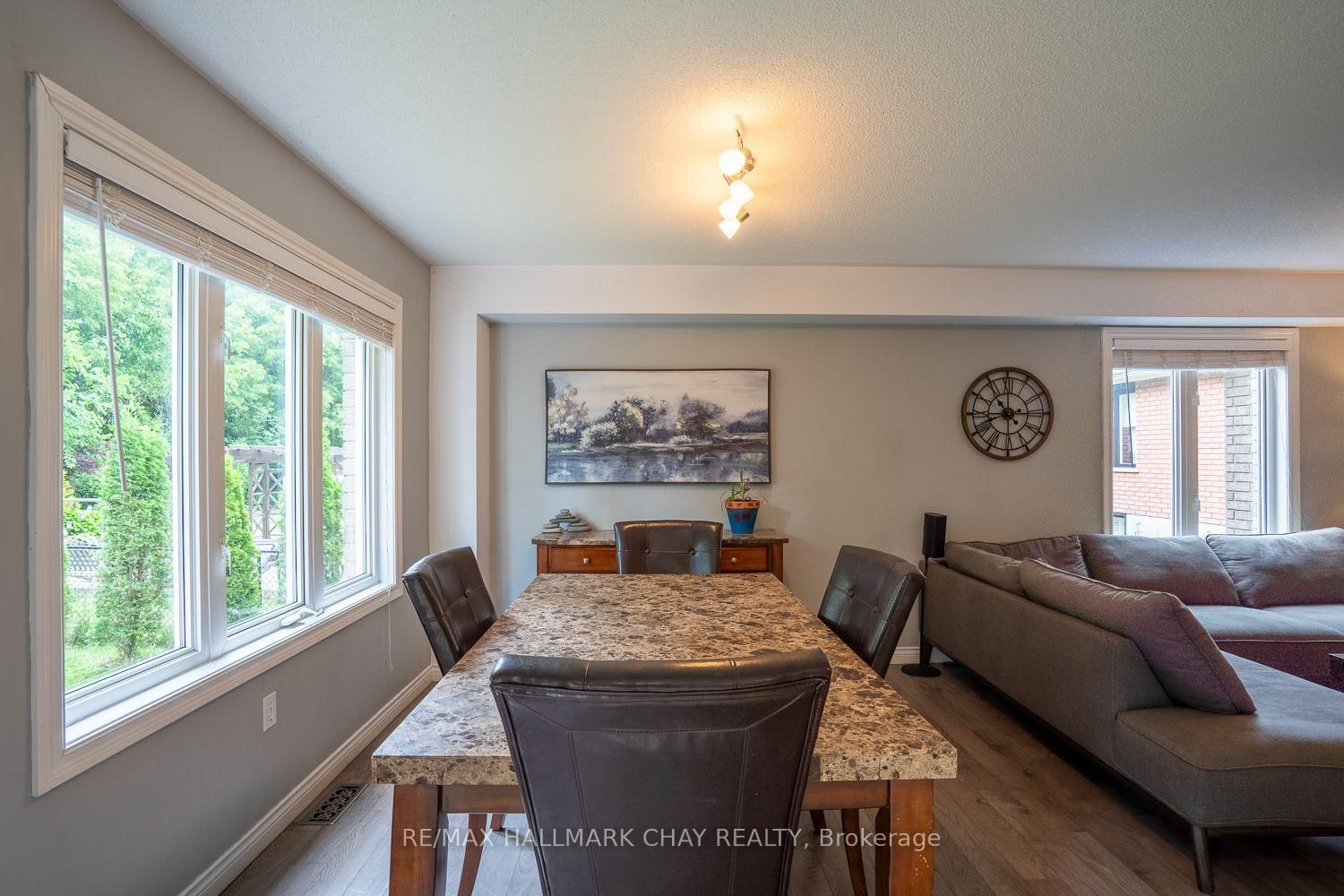 23 Burbank Circle • Adjala-Tosorontio, ON photo 17