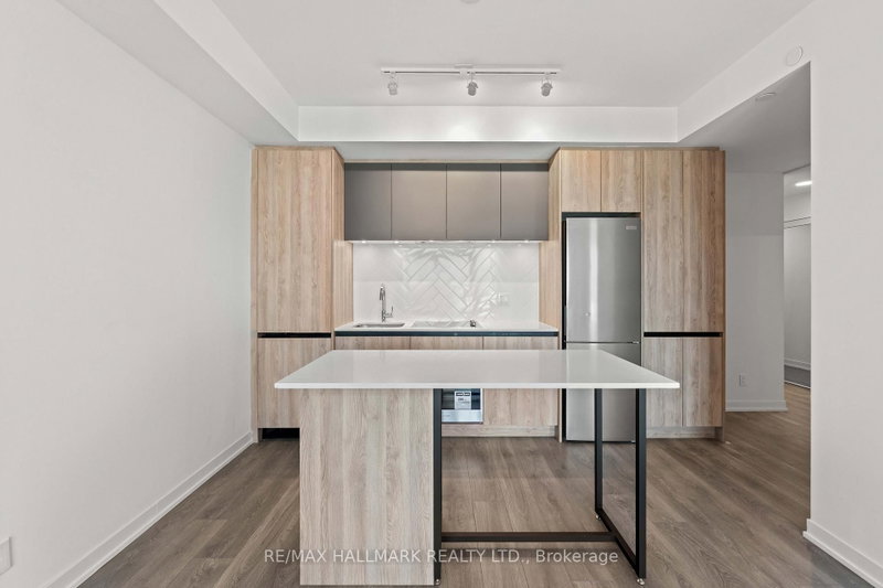 1524 - 7950 Bathurst Street