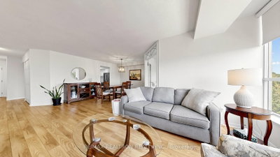 14924 Yonge Street • #521 • Aurora, ON photo 9