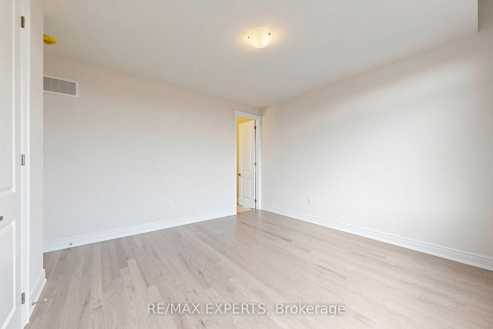 60 Bud Leggett Crescent • Georgina, ON photo 39
