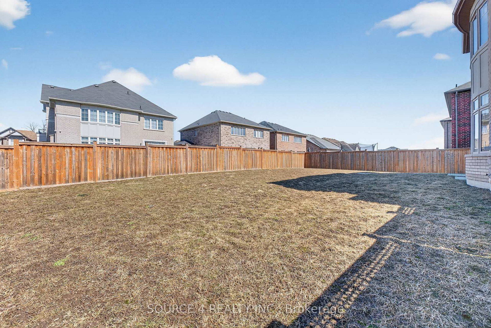 1020 Larter Street • Innisfil, ON photo 41