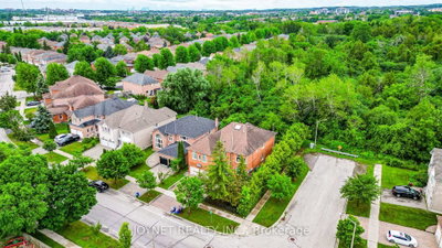 2 Woodriver Street — photo 5