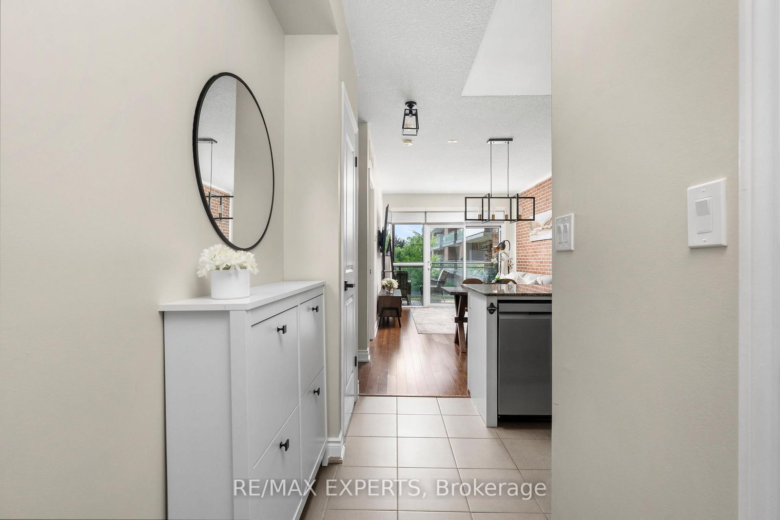 281 Woodbridge Avenue • #301 • Vaughan, ON photo 3