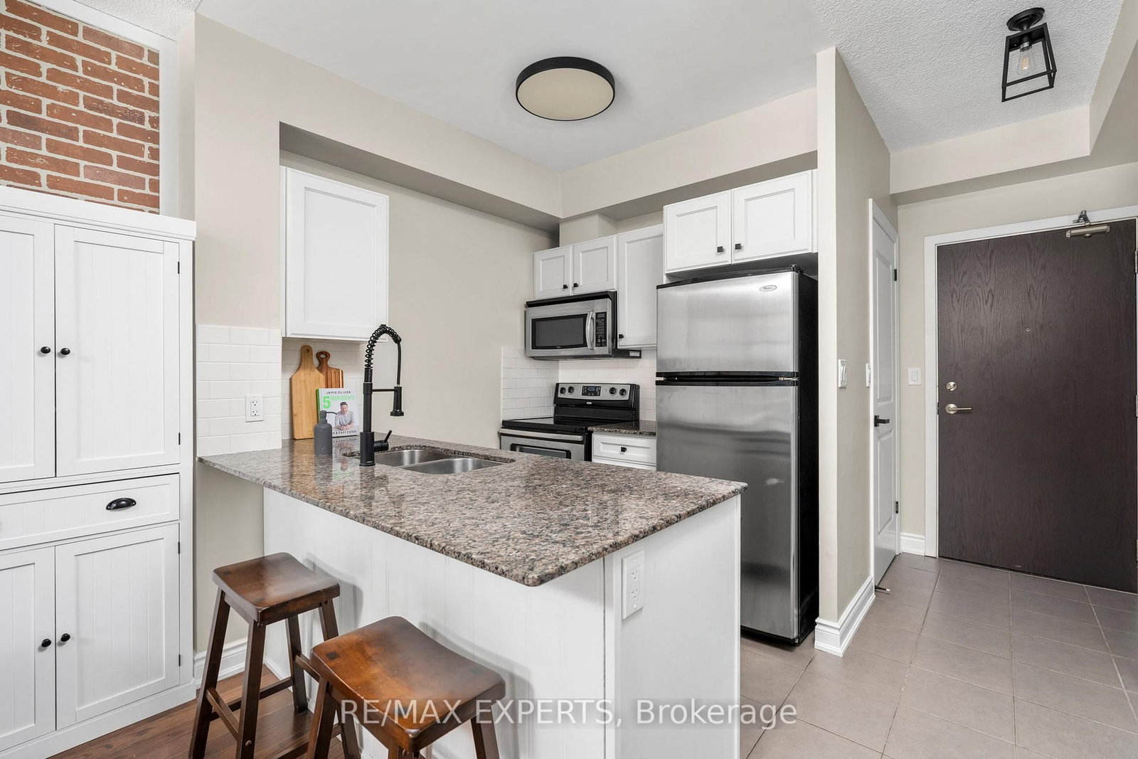 281 Woodbridge Avenue • #301 • Vaughan, ON photo 6