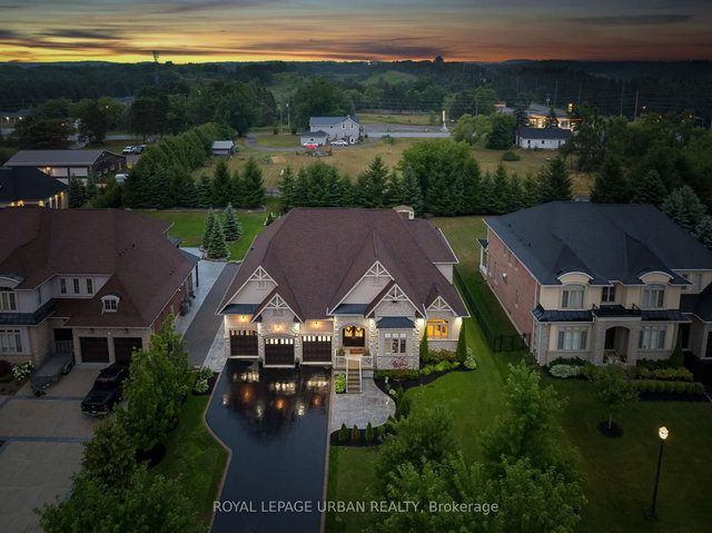 15 Country Club Crescent