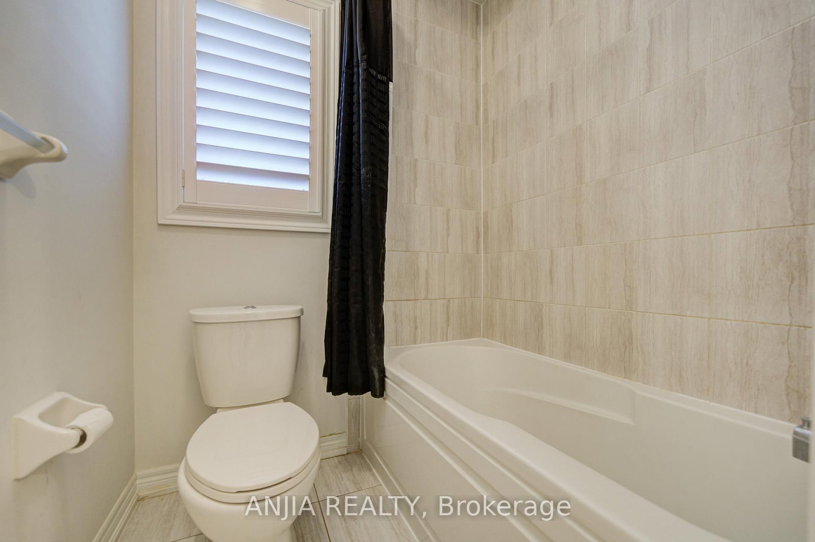 63 Suttonrail Way • Whitchurch-Stouffville, ON photo 37