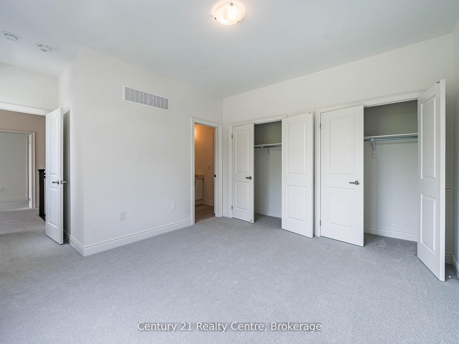 26 Hearn Street • Bradford West Gwillimbury, ON photo 36