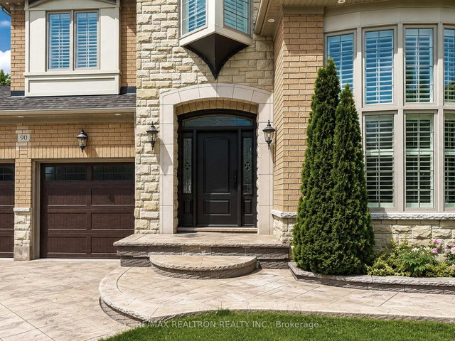 90 Braith Crescent
