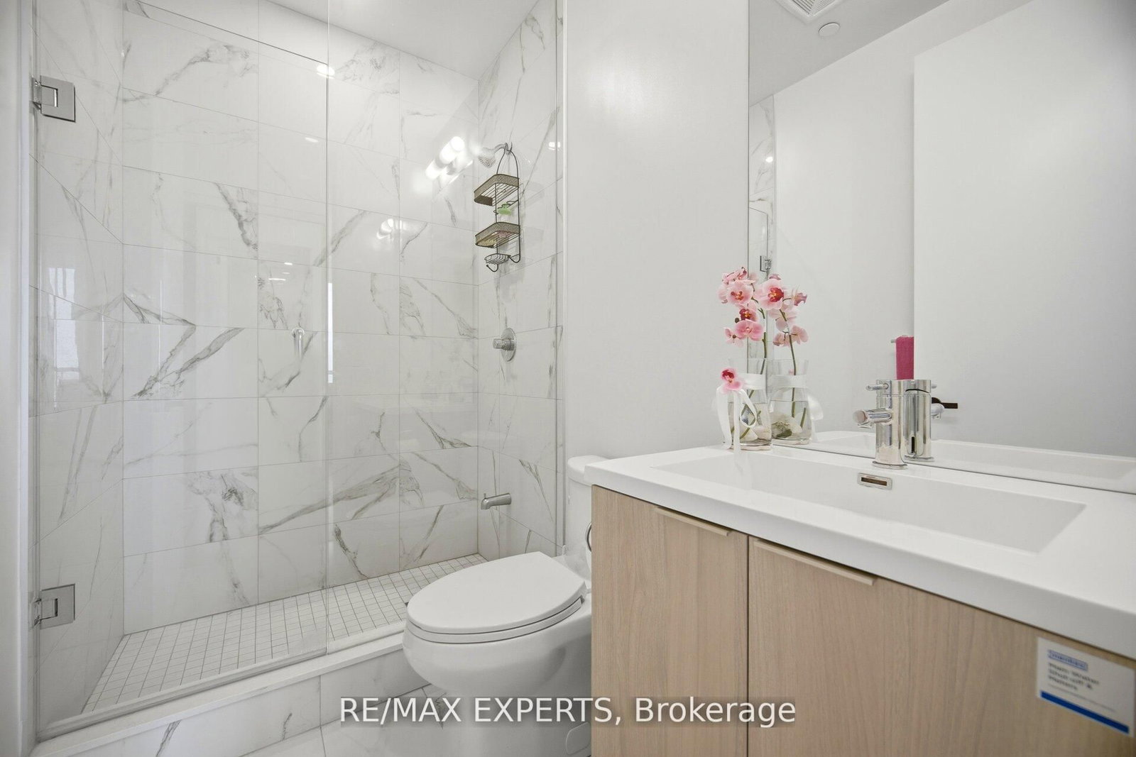 8 Interchange Way • #2702 • Vaughan, ON photo 30