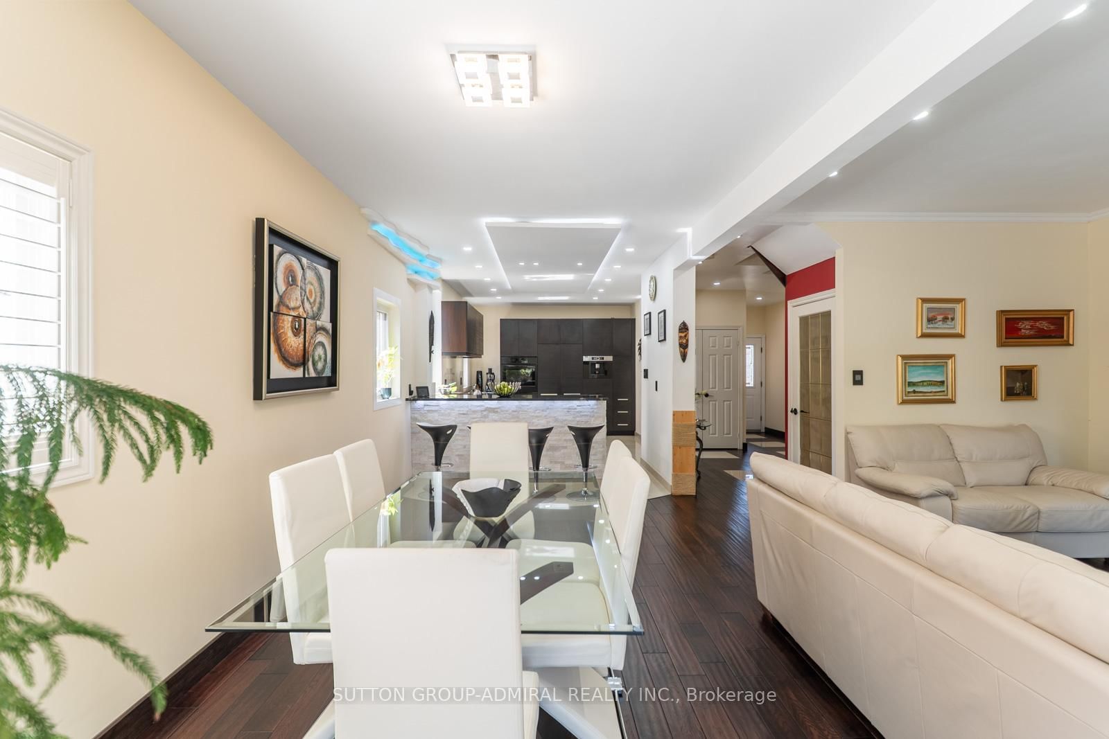 626 College Manor Drive • Newmarket, ON photo 13