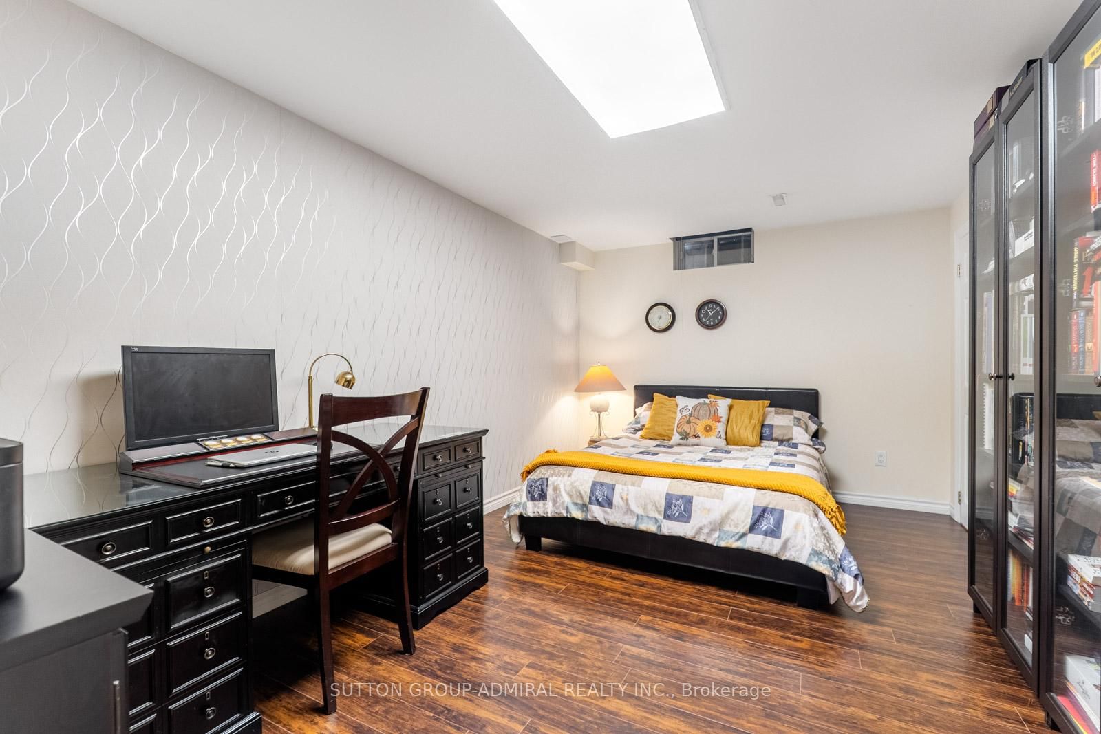 626 College Manor Drive • Newmarket, ON photo 34