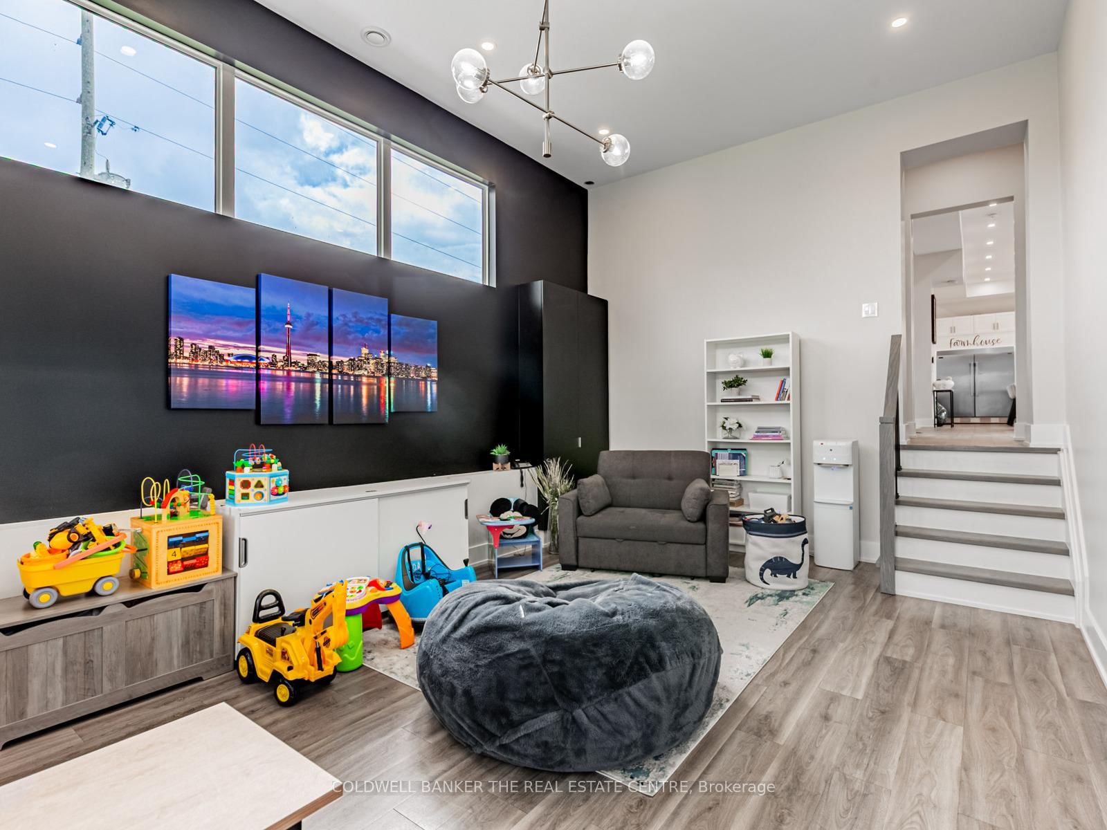 2166 10th Side Road • Bradford West Gwillimbury, ON photo 10