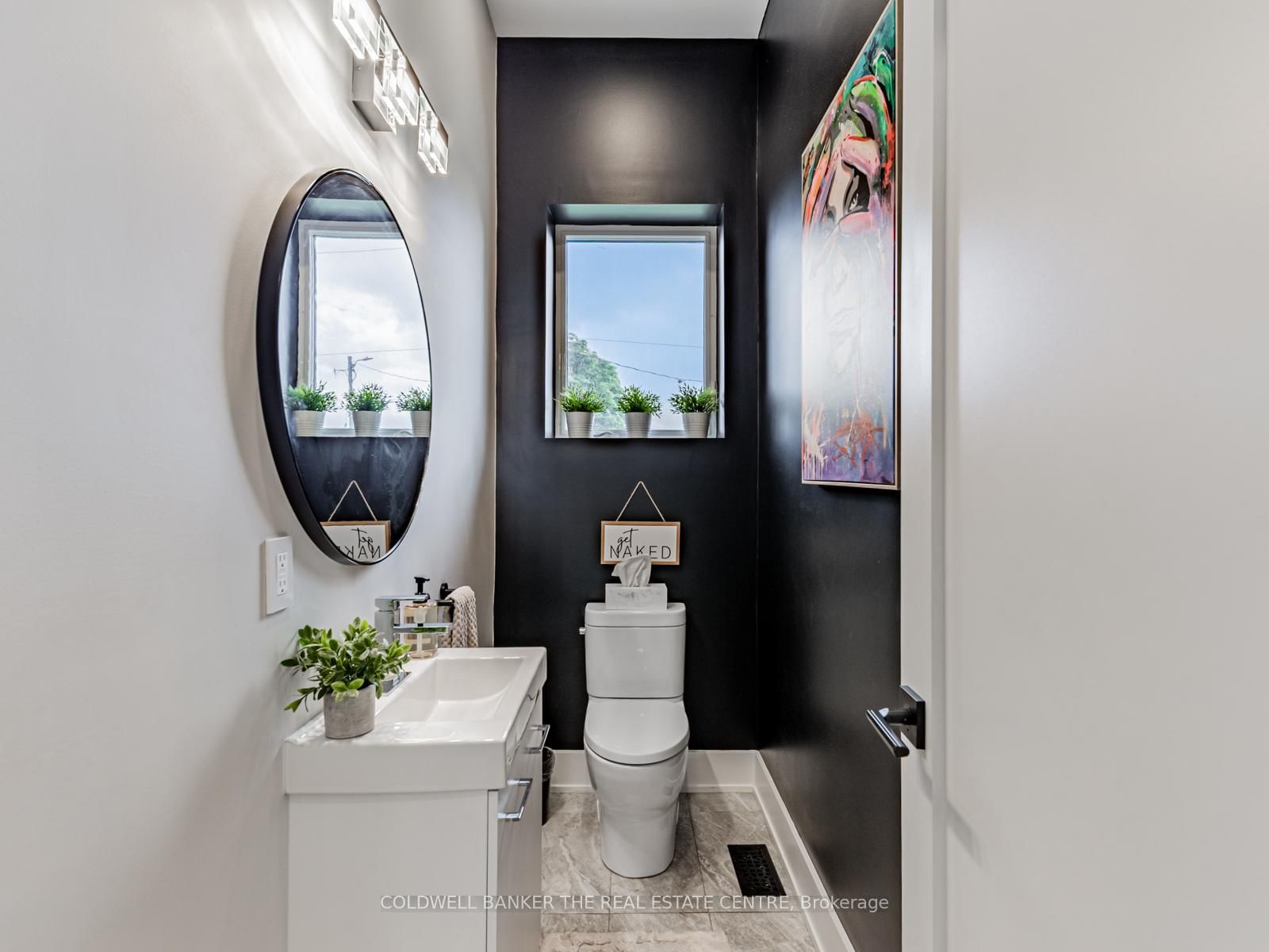 2166 10th Side Road • Bradford West Gwillimbury, ON photo 11